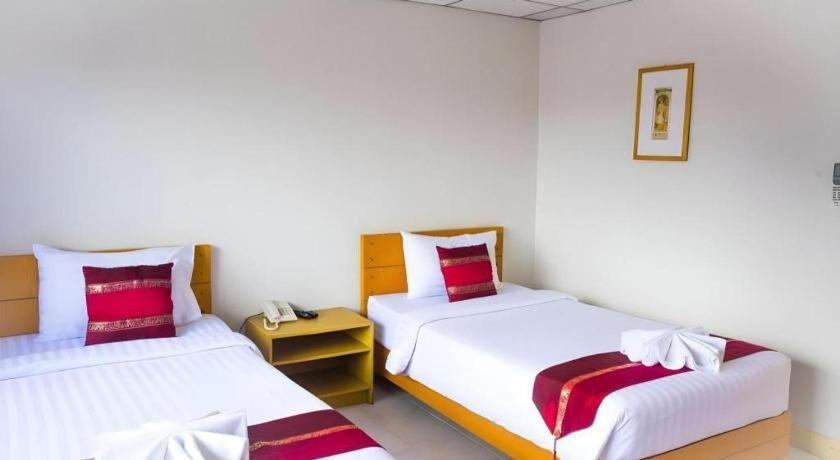Central Place Hotel Rayong Exterior photo