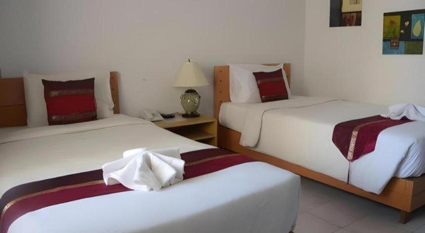 Central Place Hotel Rayong Exterior photo