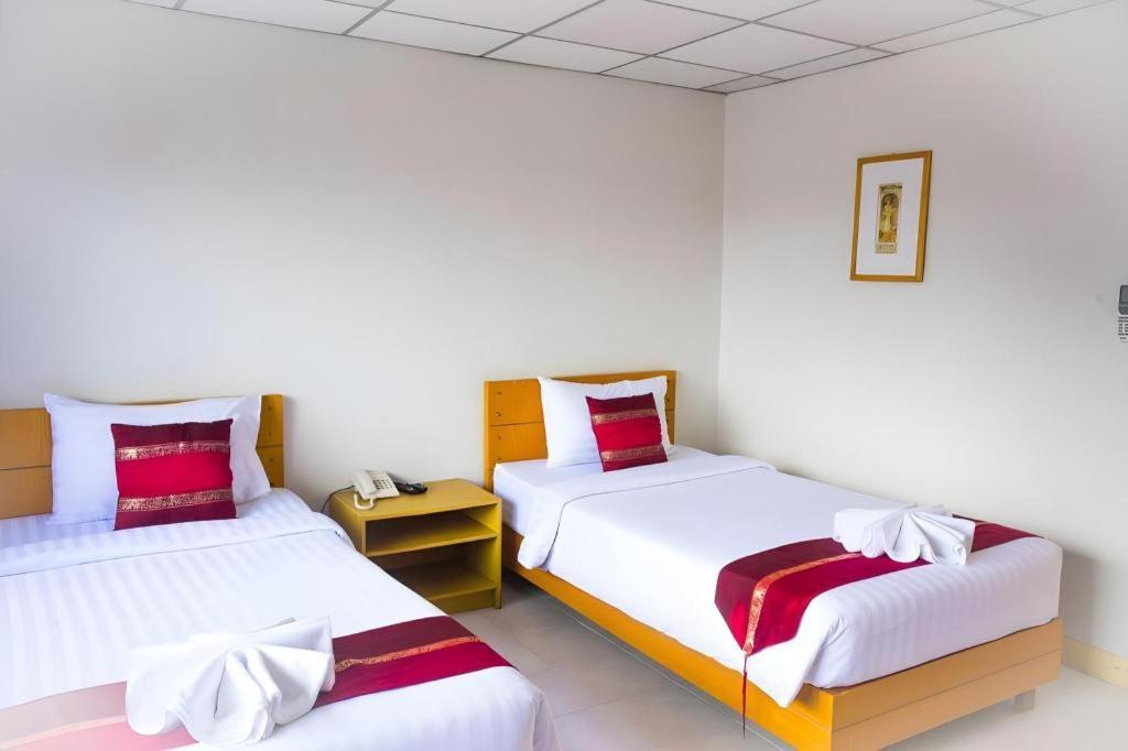 Central Place Hotel Rayong Exterior photo